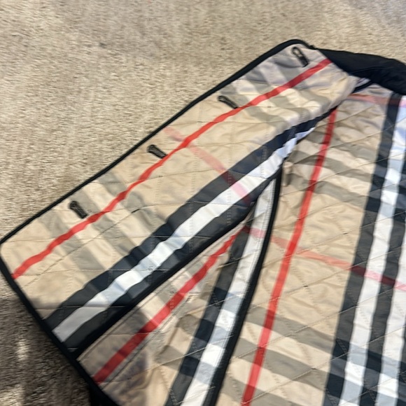 Authentic Burberry jacket - Picture 7 of 15